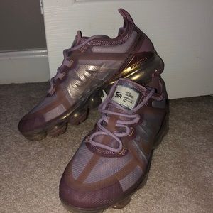 Women’s Nike Air Max Running Shoes